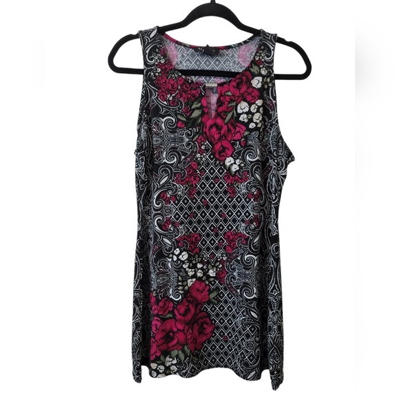 White House Black Market Dresses & Skirts - Sale💎White House Black Market Floral Tunic Dress Sz M